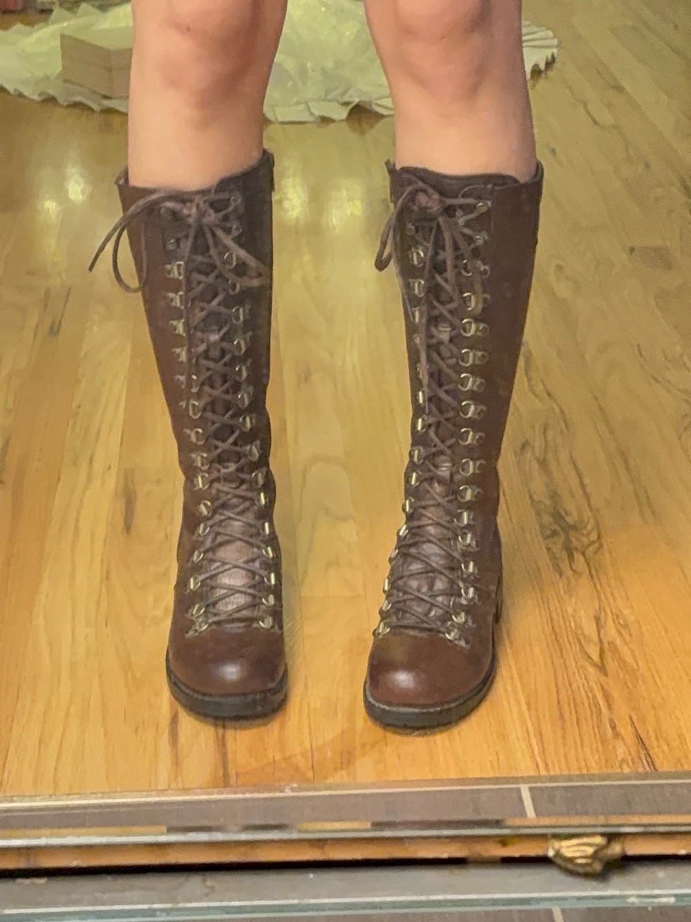 Black Label Frye Dark Brown Knee-High Lace-Up Boots amazing condition RARE